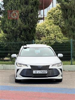 تويوتا أفالون